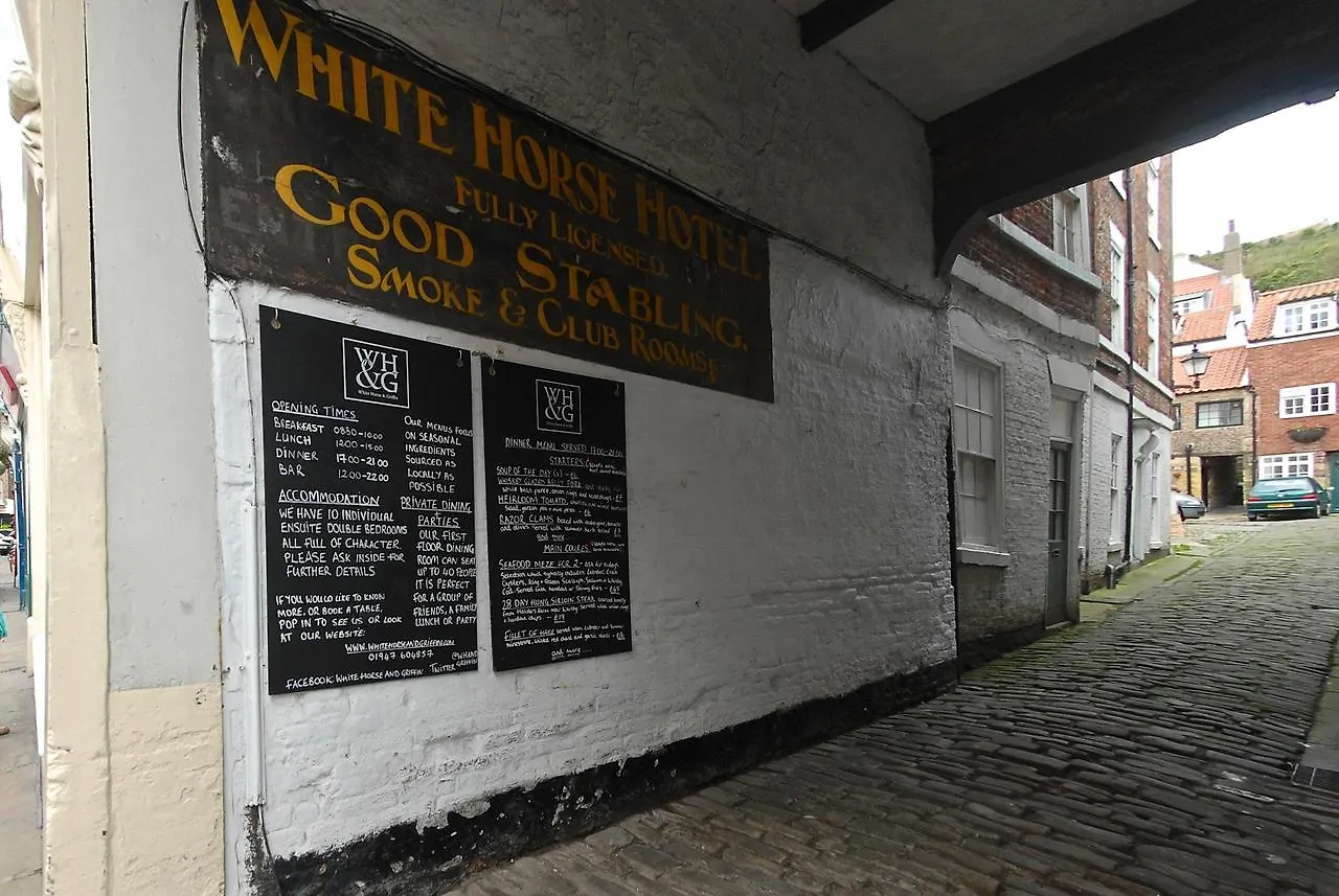 White Horse & Griffin Hotell