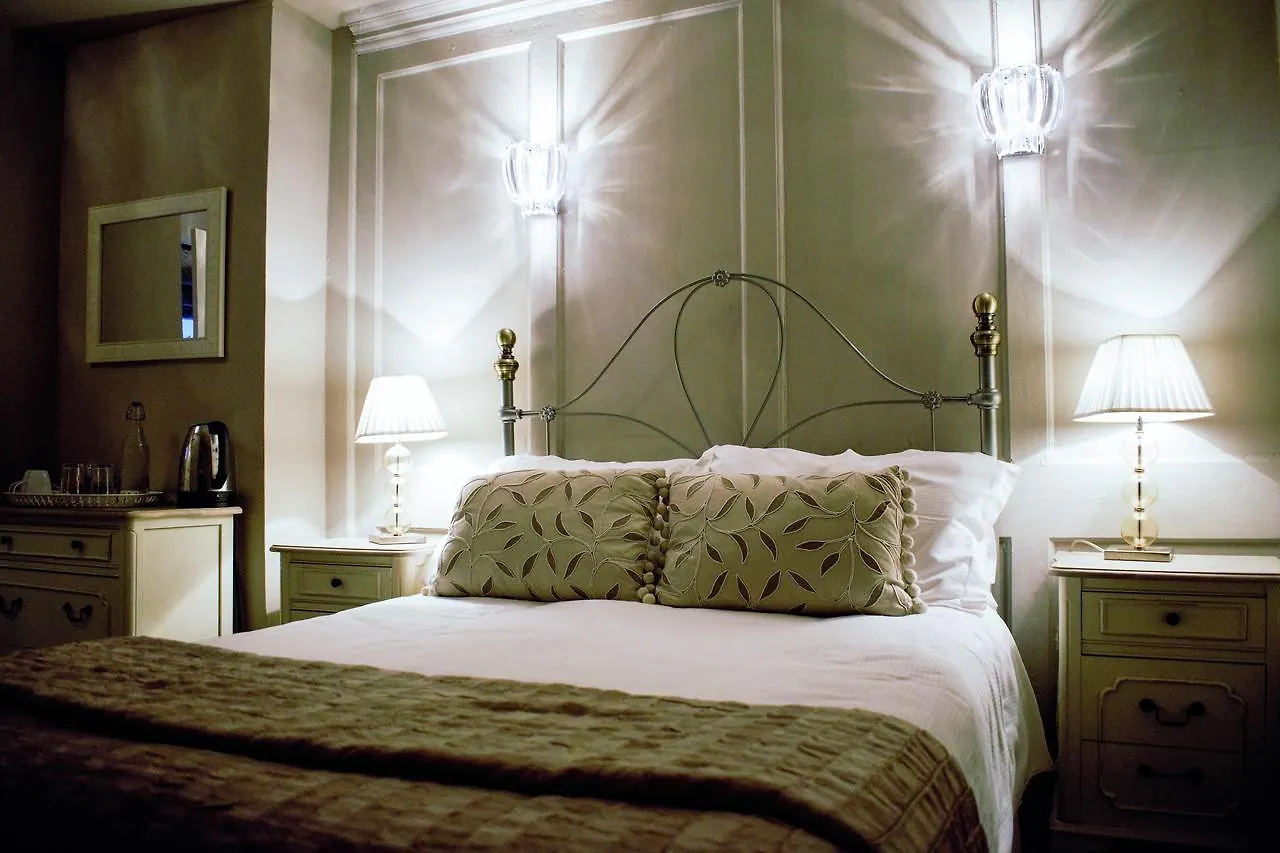 Hotell White Horse & Griffin 3*
