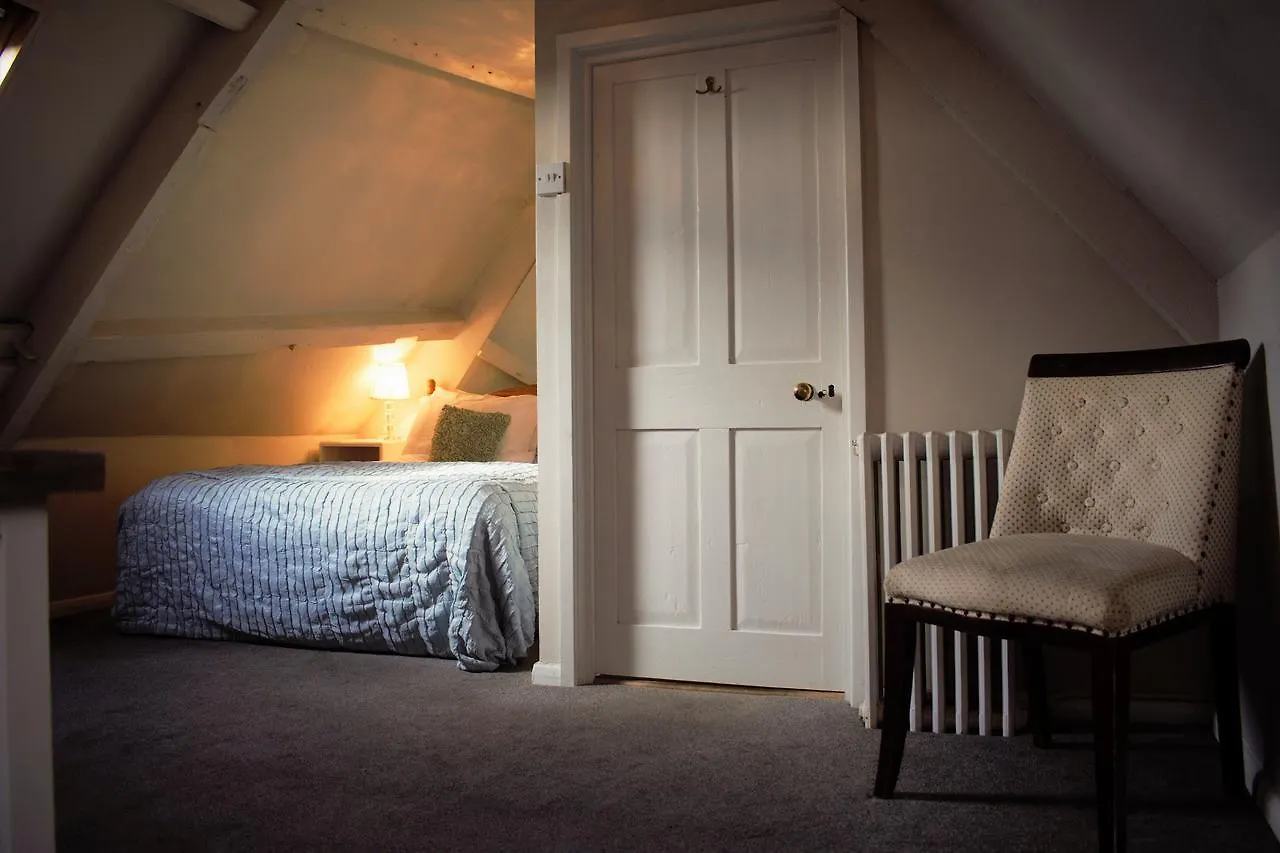 White Horse & Griffin Hotell
