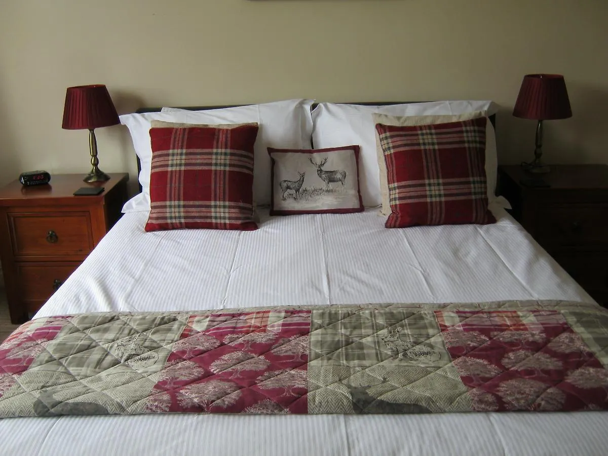 Autumn Leaves 4* Whitby