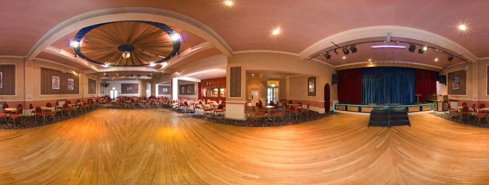 Royal 3* Whitby