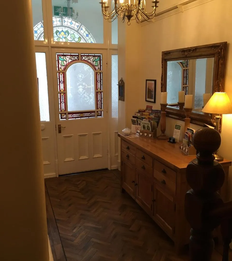 The Whalebone Arch Guest house