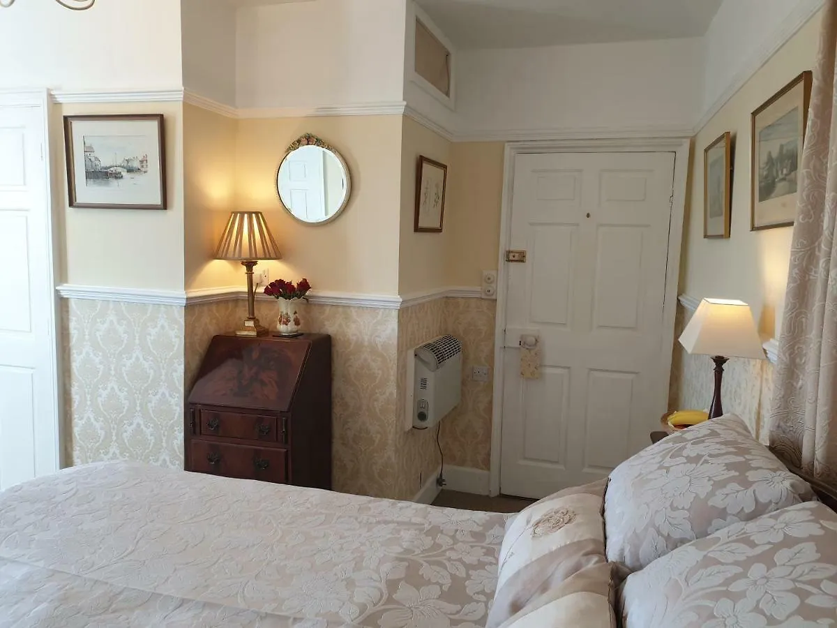 Saint Hilda's House 5*
