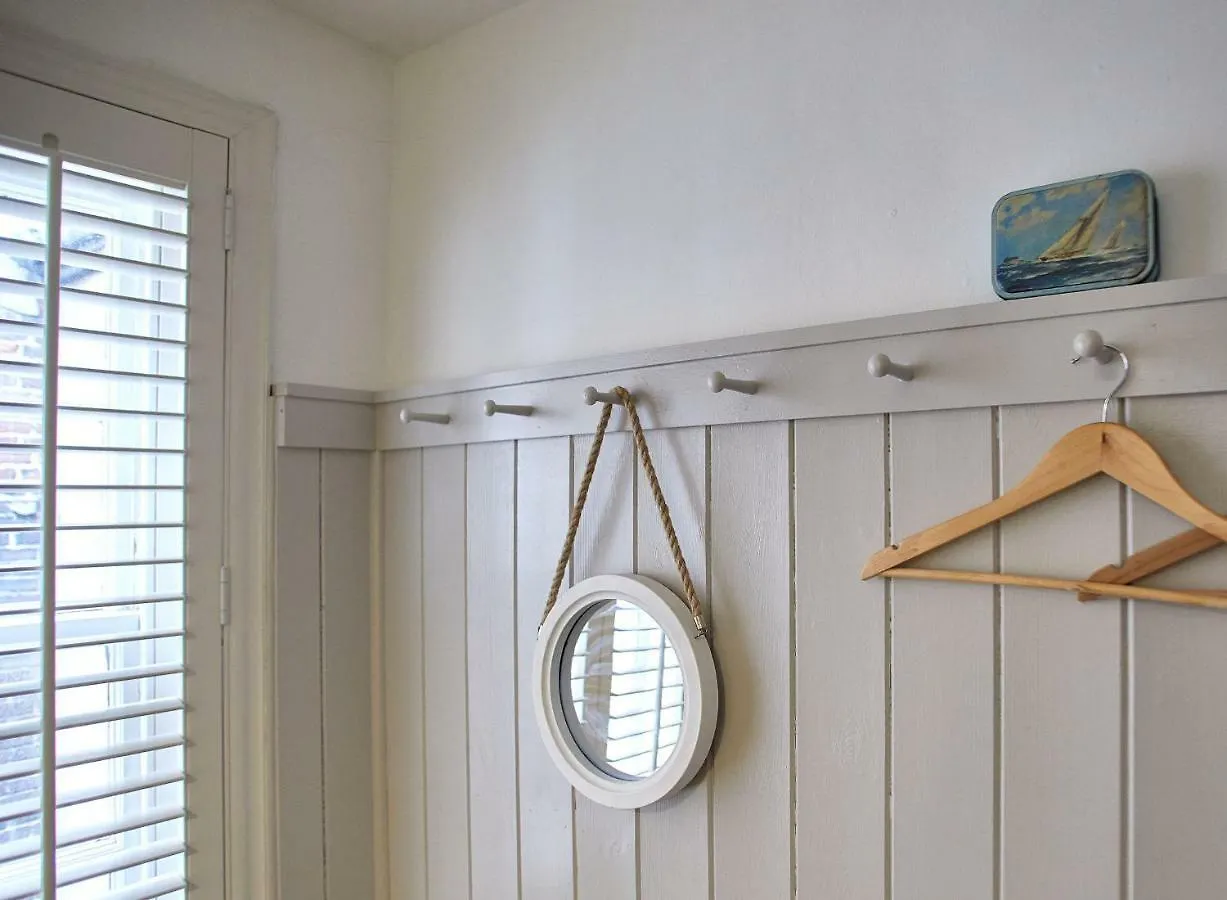 Apartment Host & - The Gull's Nest Whitby