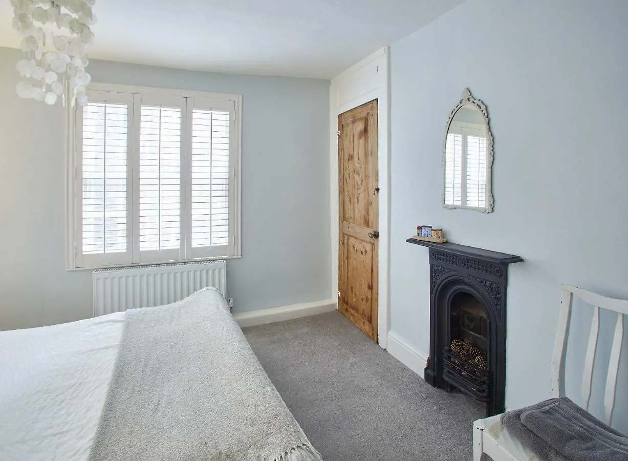 Apartment Host & - The Gull's Nest Whitby