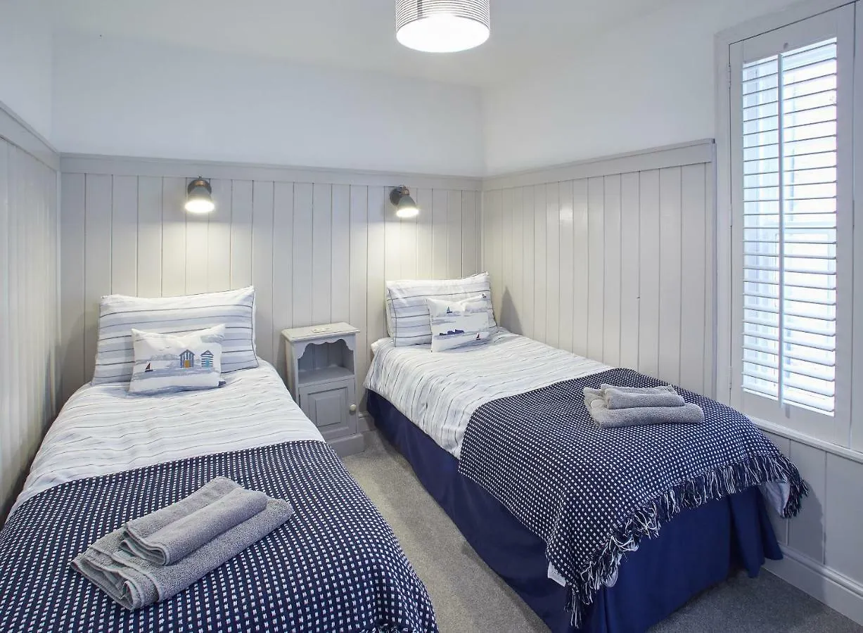 Apartment Host & - The Gull's Nest *