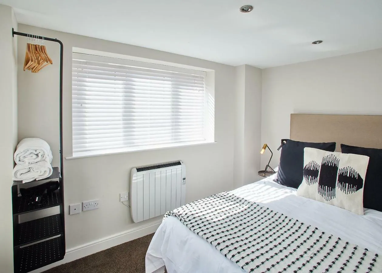 Host & - West Cliff View Apartment *