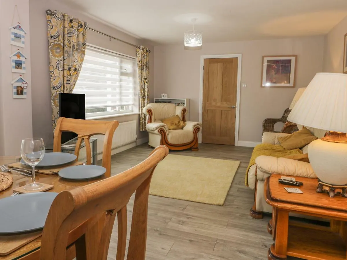2 The Close Holiday home Whitby