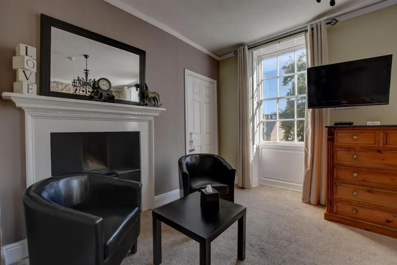 White Linen Whitby, Only Guest house 4*