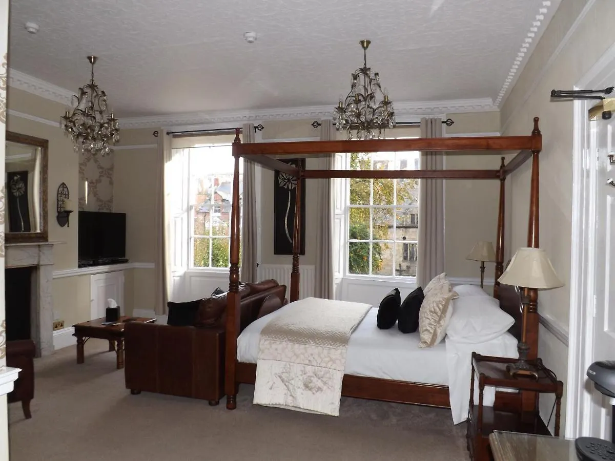 White Linen Whitby, Only 4*
