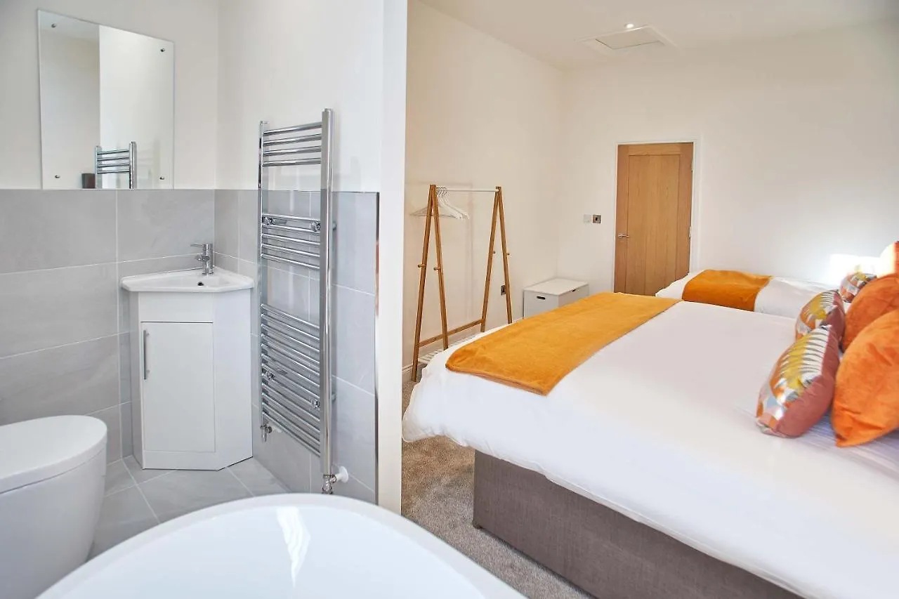Host & - Lemonade Arch Holiday home Whitby