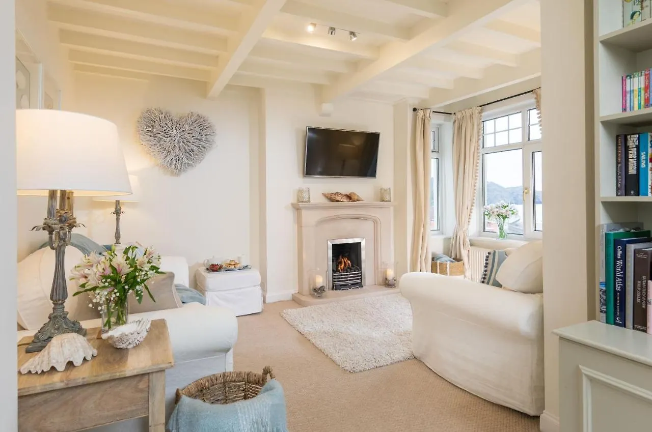 The Beach House, Sandsend Holiday home *