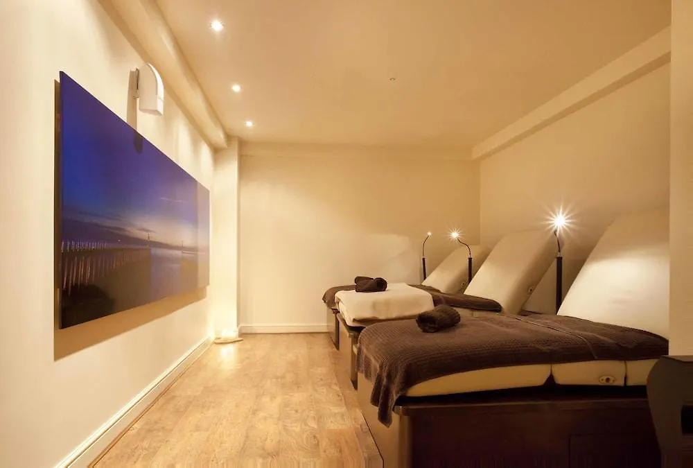 Saltmoore Resort 4*
