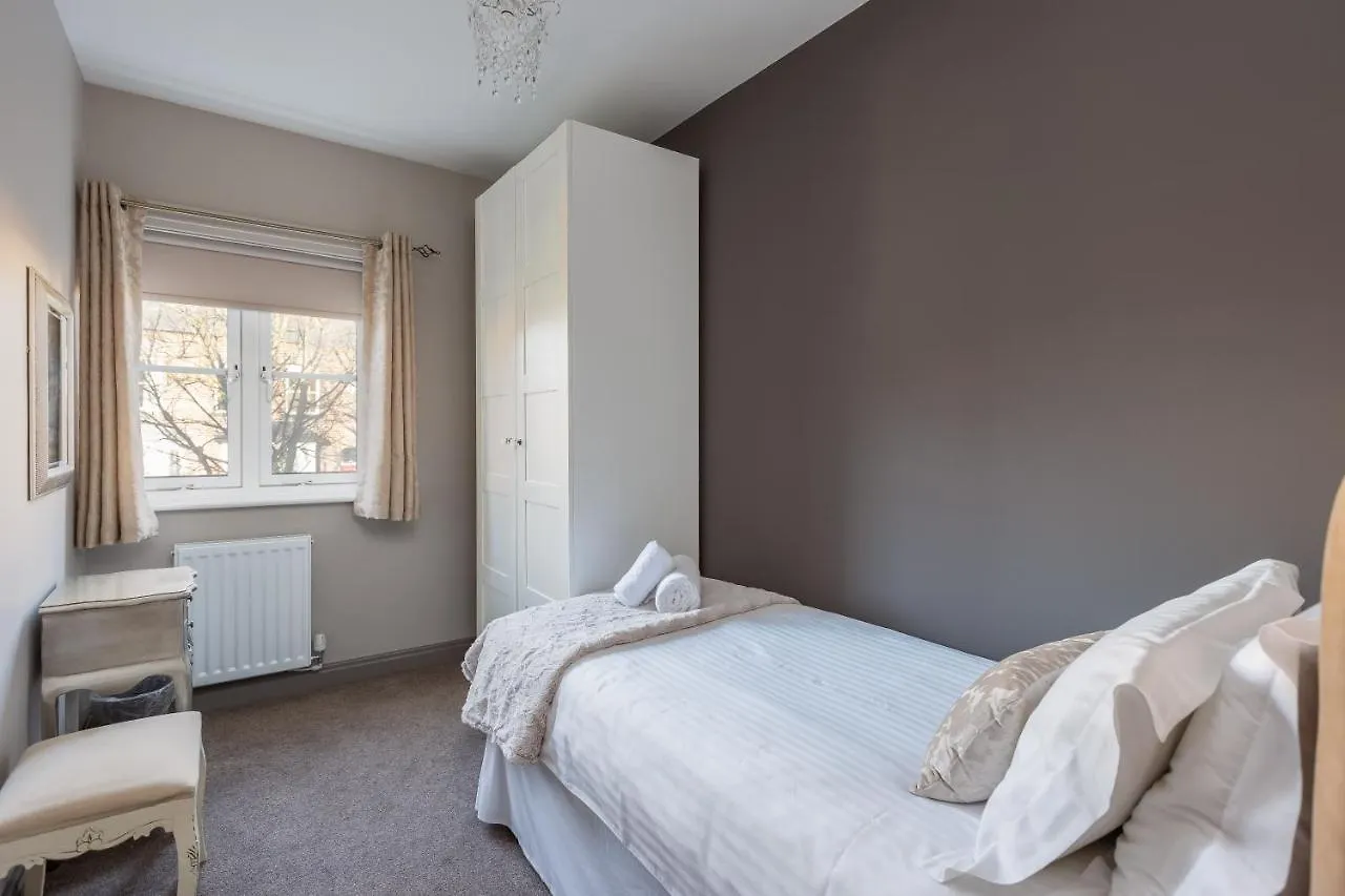 Sugar Reef: Modern Garden House With Ev Charging Near Holiday home Whitby