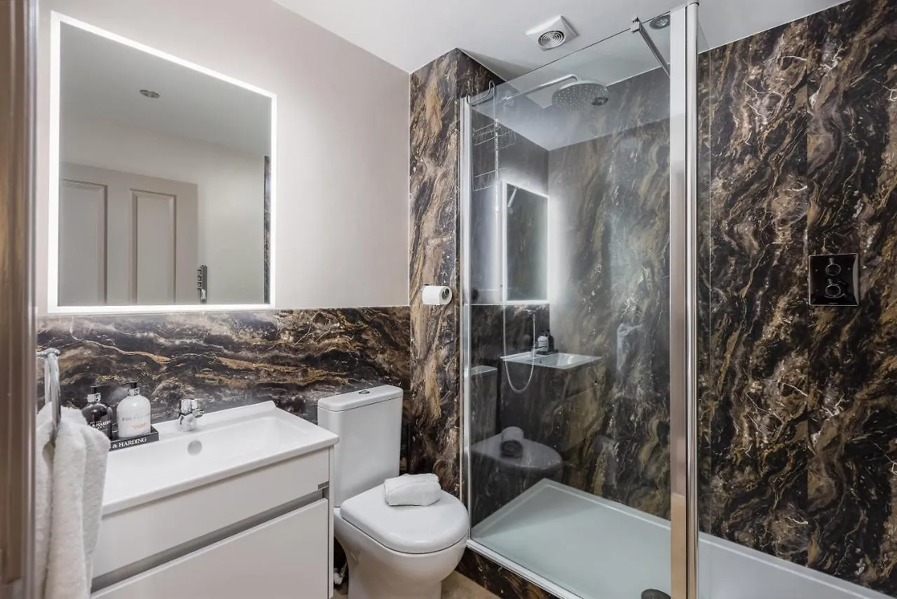 Sugar Reef: Modern Garden House With Ev Charging Near Holiday home Whitby