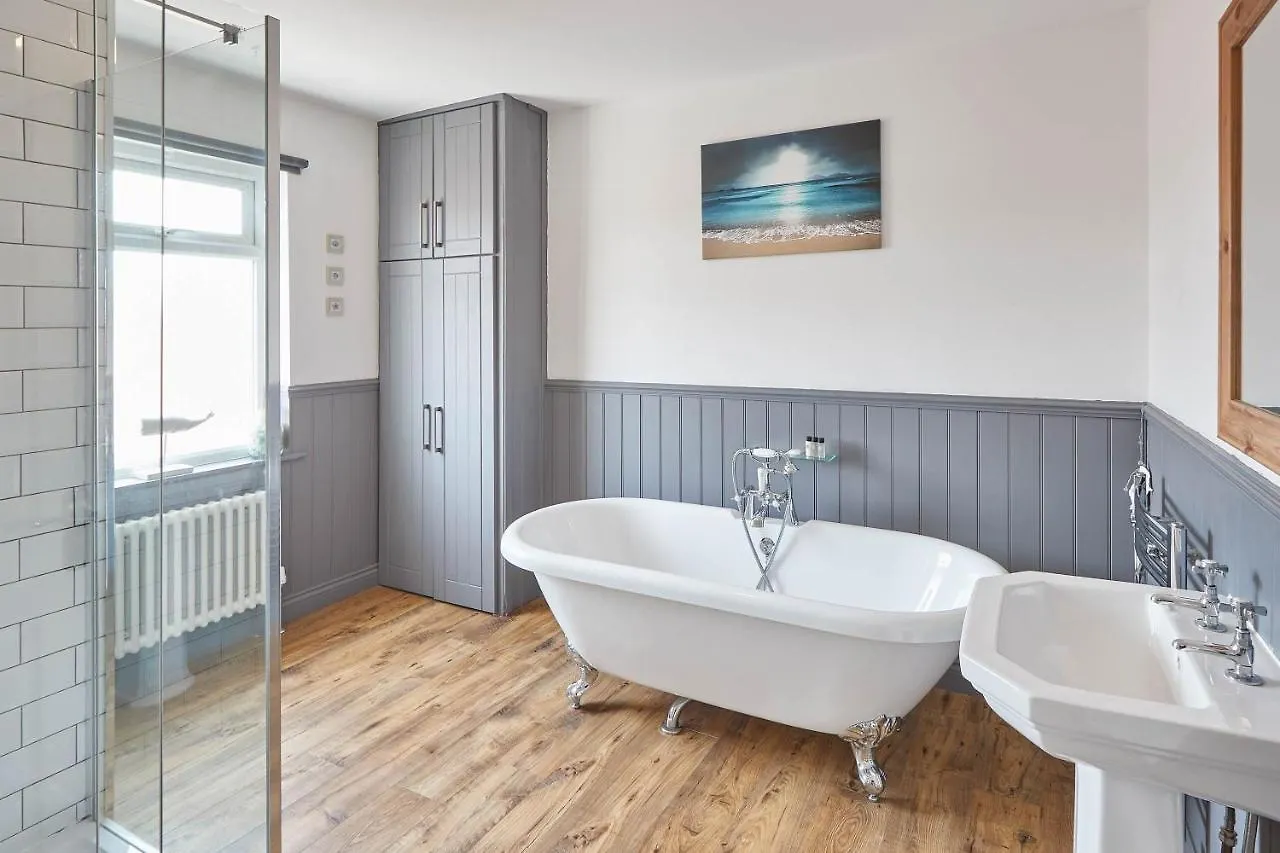 Elysium Holiday Lets - Elysium House, Gorgeous Victorian Townhouse In Central * Whitby