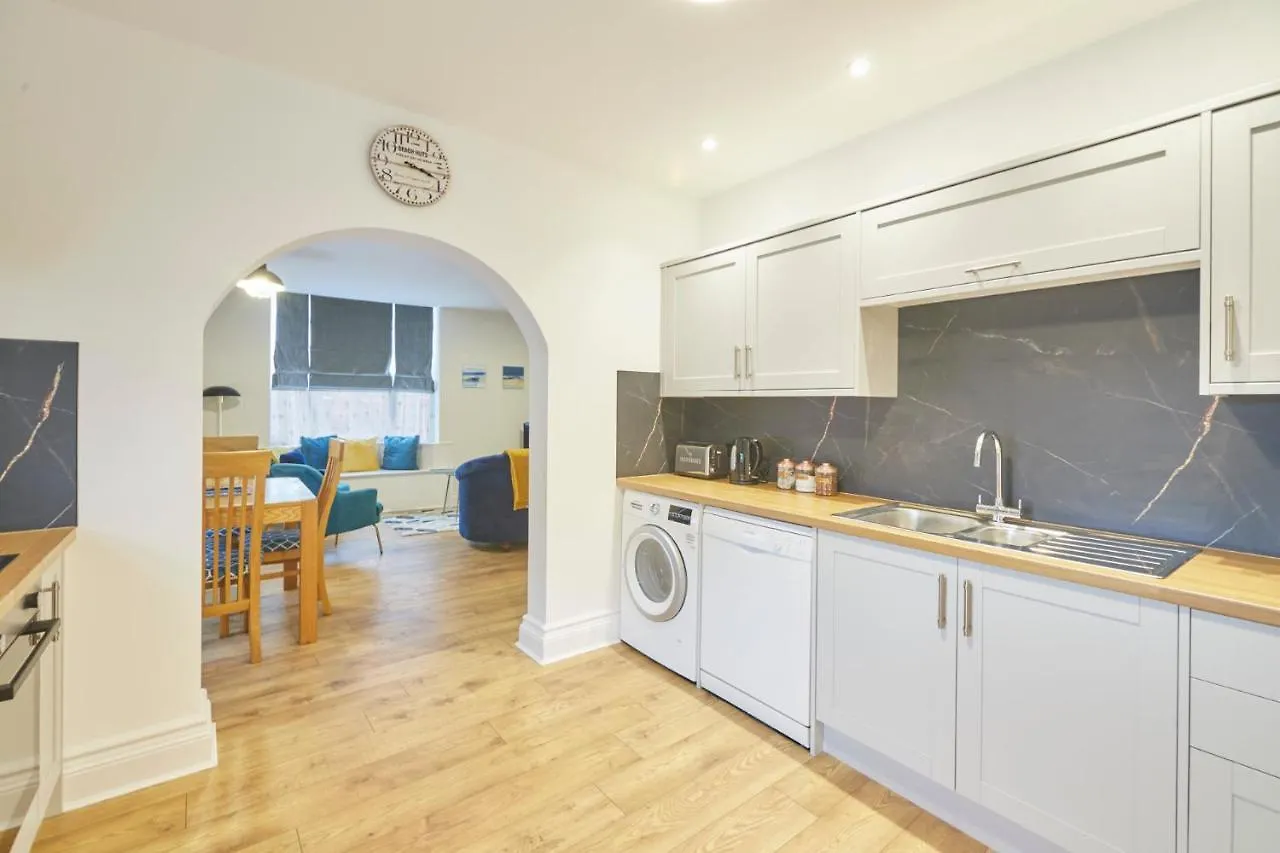 Host & - The Old Post Office Apartment