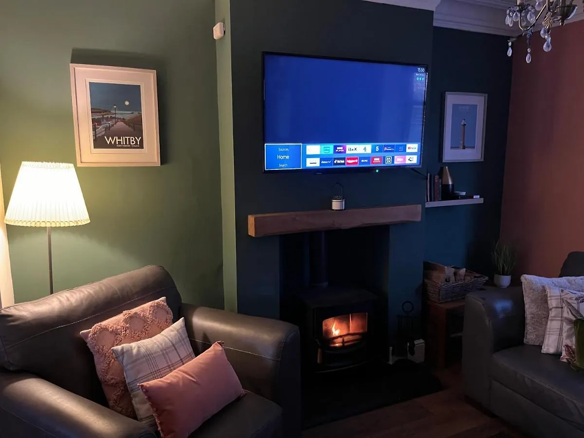 Elysium Holiday Lets - Elysium House, Gorgeous Victorian Townhouse In Central * Whitby