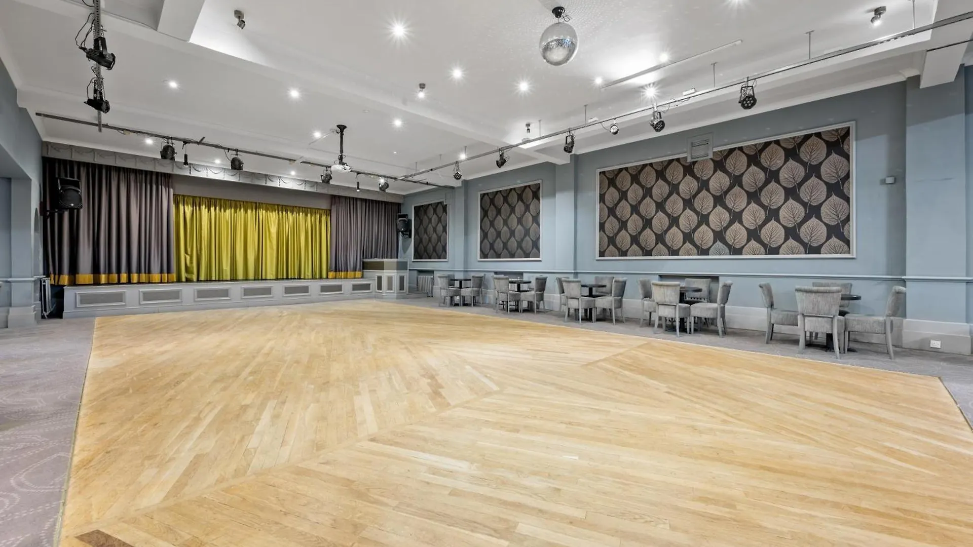 Royal 3* 惠特比