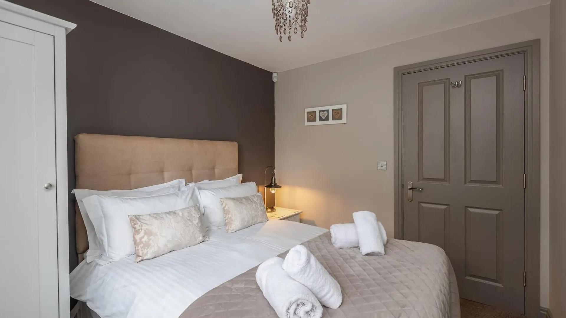Sugar Reef: Modern Garden House With Ev Charging Near Holiday home Whitby