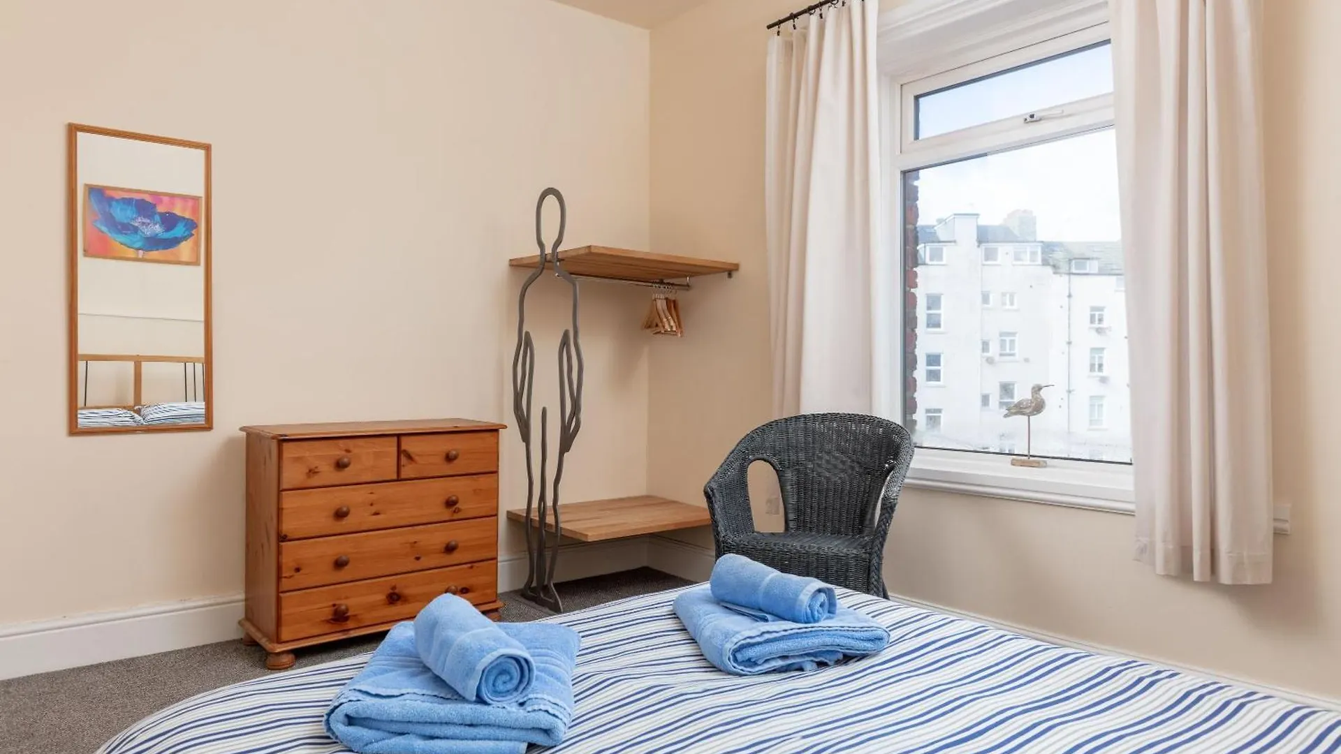 Abbey Terrace - Free Parking *