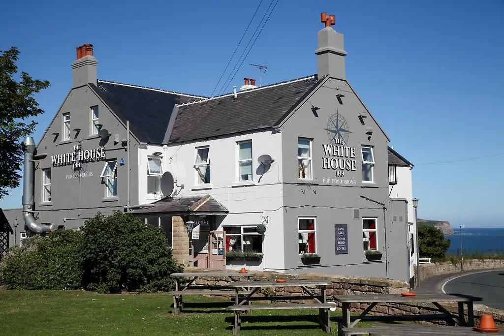 Kro The White House - 4*
