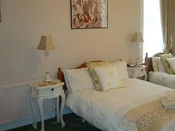 Esklet Hotel 4*